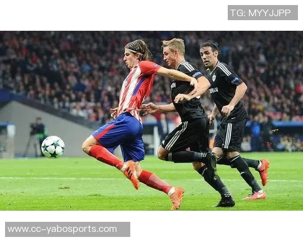 罗克重返巴甲状态火热20岁小将8场打入8球引发转会热潮 罗克重返巴甲状态火热20岁小将8场打入8球引发转会热潮