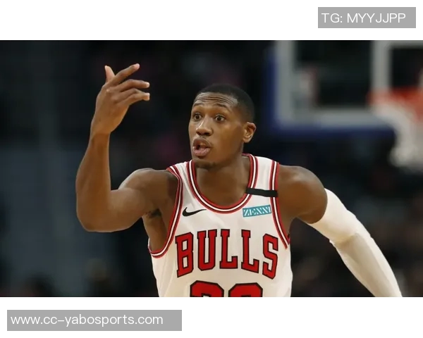 太阳记者反击湖人球迷质疑东契奇上场对里夫斯51分的影响