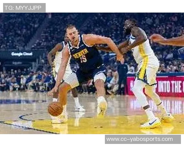 科尔强调关键时刻吉米接球重要性追梦依然是顶级防守者之一 科尔强调关键时刻吉米接球重要性追梦依然是顶级防守者之一