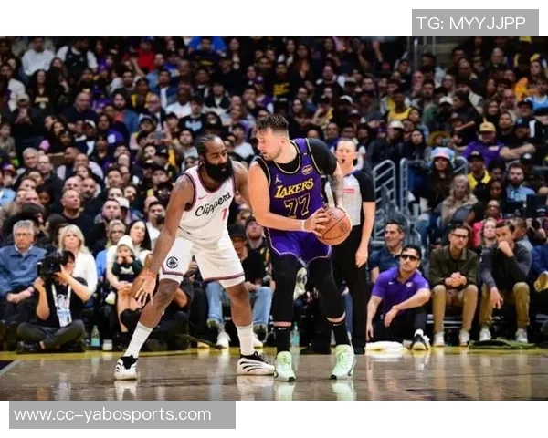 周二竞彩篮球分析：快船状态低迷湖人攻防两端需警惕隐患